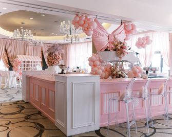 Elle & Co Pink Pineapple Galentines